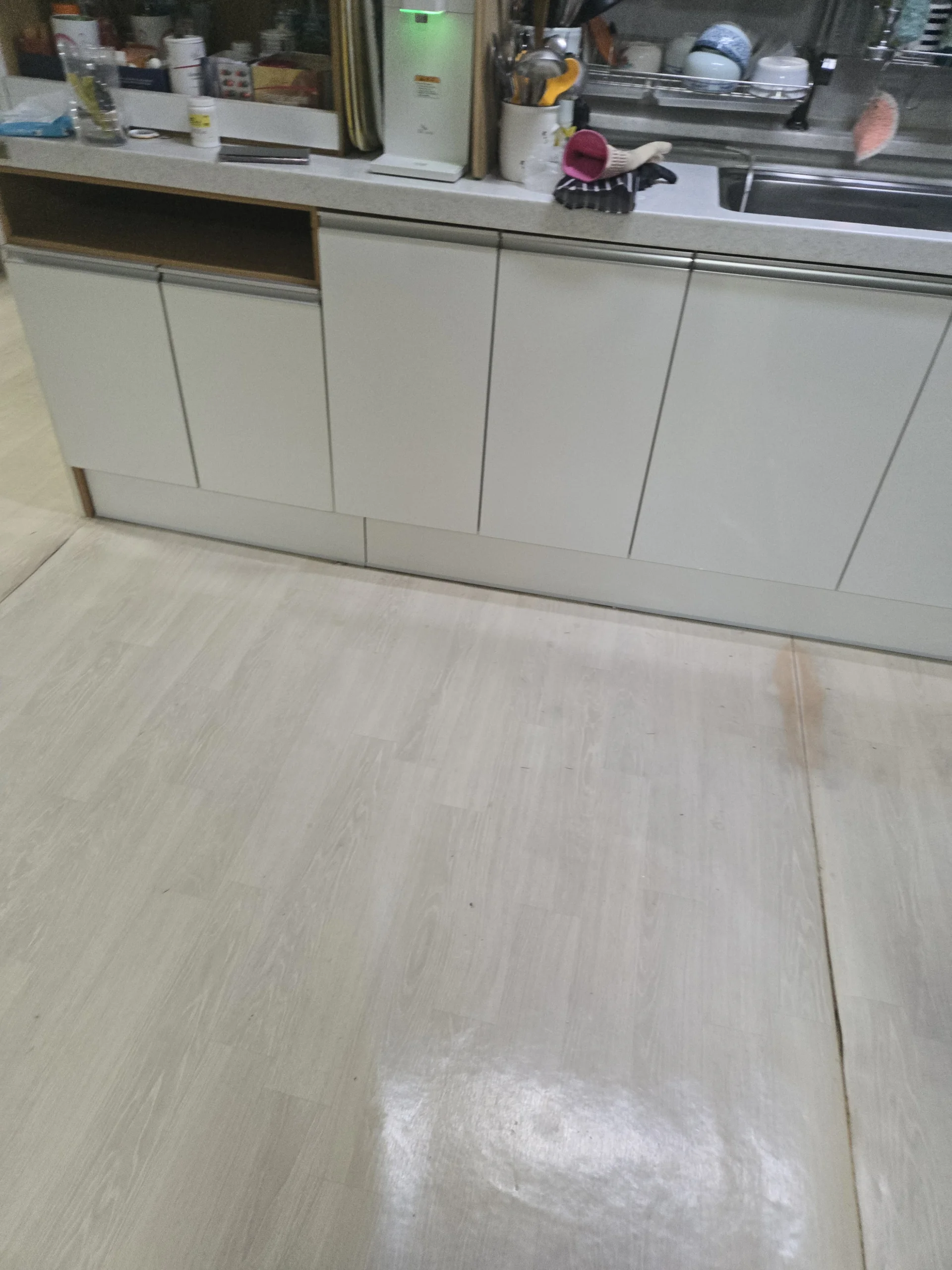싱크대 하부장 교체·수평 맞춤